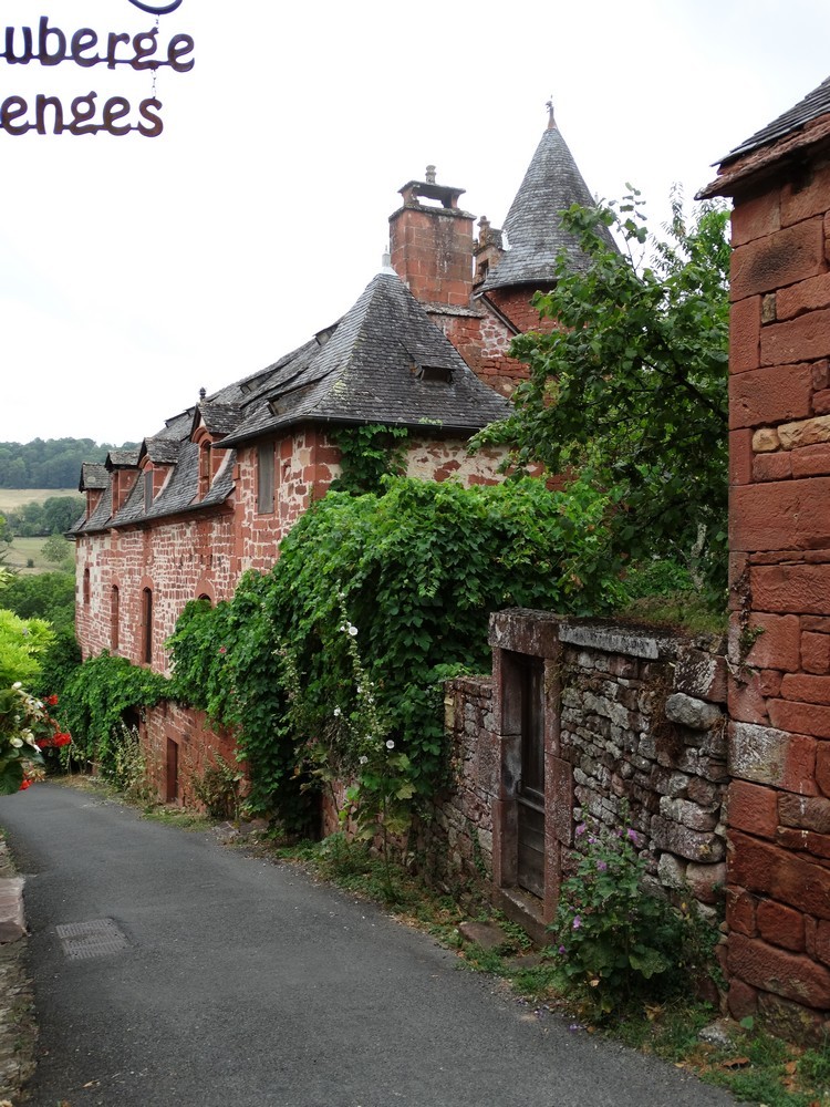 Escale à Collonges-la-Rouge...