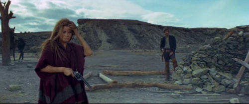 UN COLT POUR 3 SALOPARDS