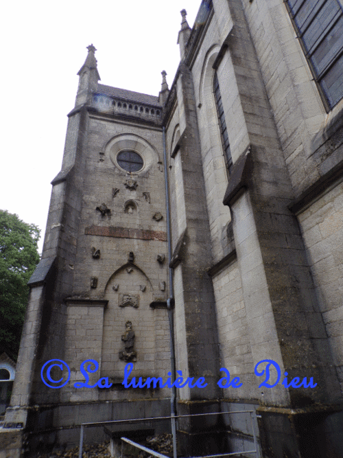 Jouhe, le sanctuaire Notre-Dame de Mont Roland