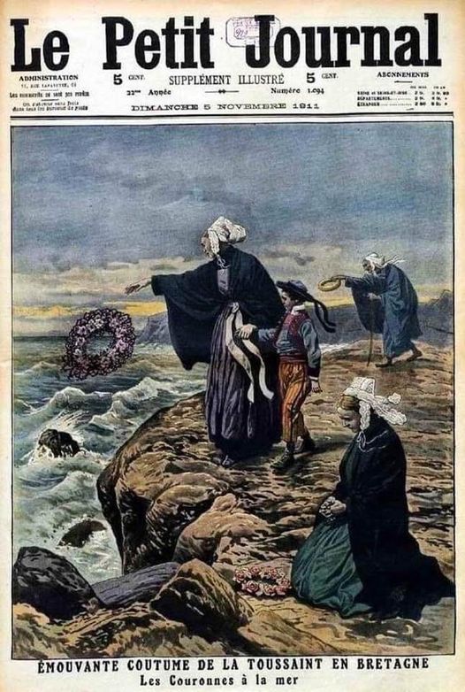Peut être une image de 3 personnes et texte qui dit ’请動け部社 Фeлa maka EP 7HAB Le Petit Journal ADMINISTRATION SUPPLEMENT ILLUSTRE ABGNNEMENTS LAPANeTIE, 5 CENT 5 CLNT. 22 λneέe Numére 1.094 DIMANCHR 5 KIE SERLET 1011 EBAPИR EMOUVANTE COUTUME DE LA TOUSSAINT EN BRETAGNE Les Couronnes la mer’