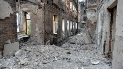 Une école détruite dans la ville de Kharkiv, à 50 kilomètres de la frontière russe, le 28 février 2022. 