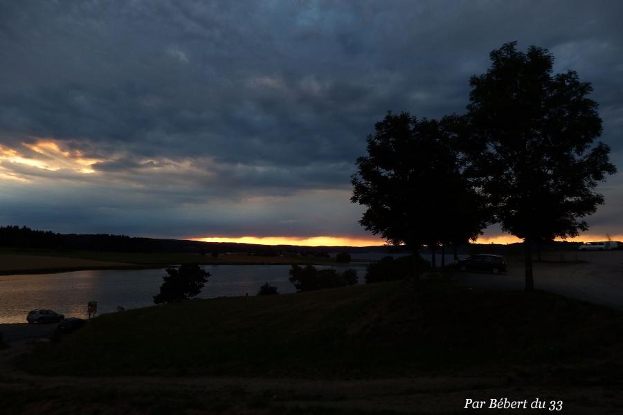 Naussac le lac dept 48 (3)