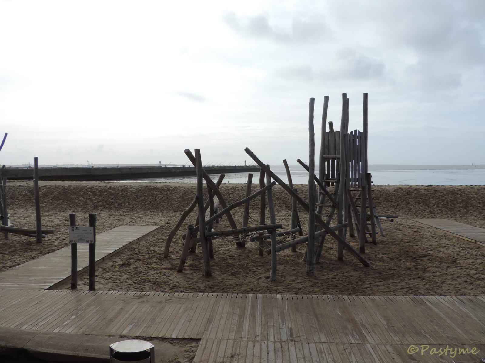 SaintNazaire, aménagements en bord de mer....