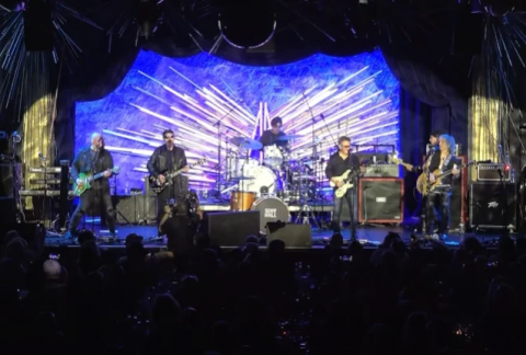 BLUE ÖYSTER CULT - Les détails du nouveau CD/DVD live 50th Anniversary Live - Second Night ; Live Video "7 Screaming Diz-Busters"