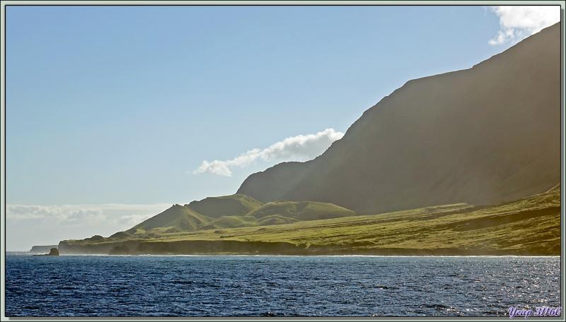 Nous allons faire le tour de l''île Tristan da Cunha en commençant par The Patches (champs de patates) 