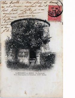 LES REMPARTS DE SAINT-PHILBERT-SUR-RISLE (Eure)