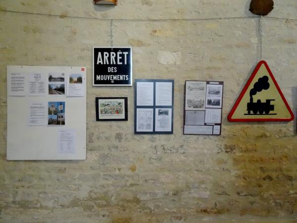 Une très belle exposition sur les 150 ans de la voie ferrée de Ravières à Châtillon sur Seine, à eu lieu Jully, dans l'Yonne