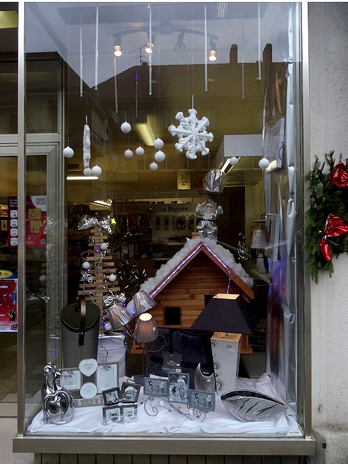 Les commerçants châtillonnais ont réalisé de belles vitrines pour les fêtes de fin d'année 2015