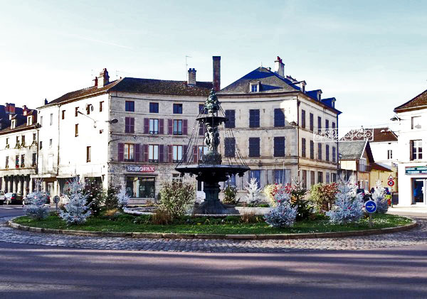 La ville de Châtillon sur Seine décorée pour les fêtes 2015-2016...