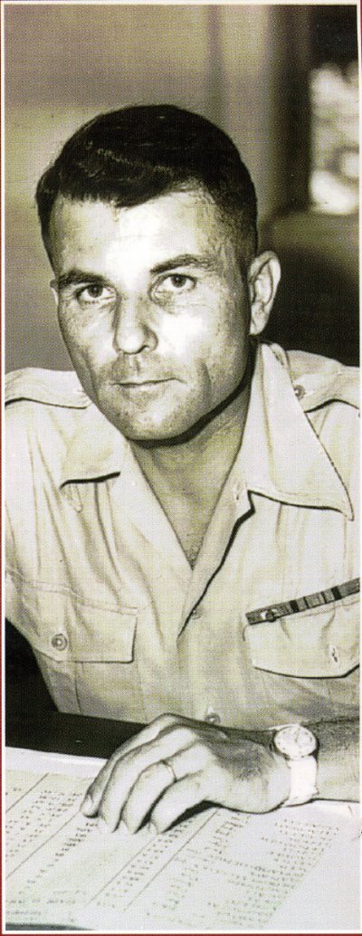 SOUVENIRS... SOUVENIRS...  C'était le 29 novembre 2007 : Inauguration du Carrefour J. P. de Bollardière à Paris  