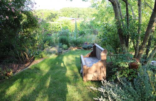 Chambre d'ôtes "Haut-Jardin" à Vignoux-sous-les-Aix