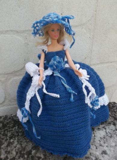 Les robes Barbie au crochet de Sisi