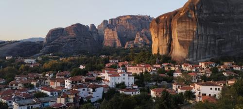 La route jusqu'à KAVALA passe par les METEORES !