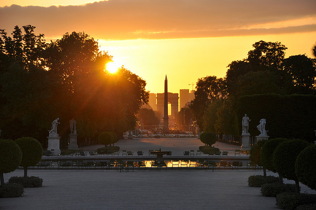 RÃ©sultat de recherche d'images pour "coucher de soleil aux Tuileries"