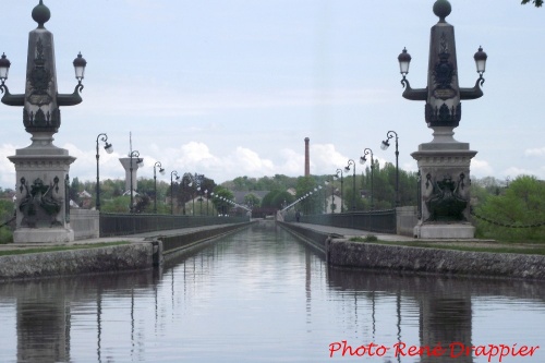 Un beau voyage à Briare avec la FNACA, avec les photos de René Drappier