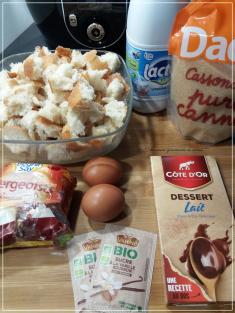 PUDDING CH'TI ou CH'PAIN D' CHIEN AU COOKEO