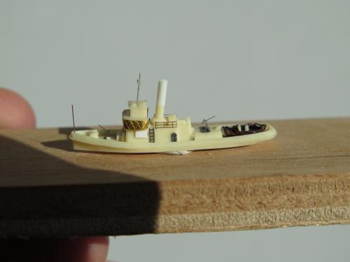 Remorqueur armé