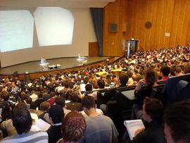 Le cours magistral 