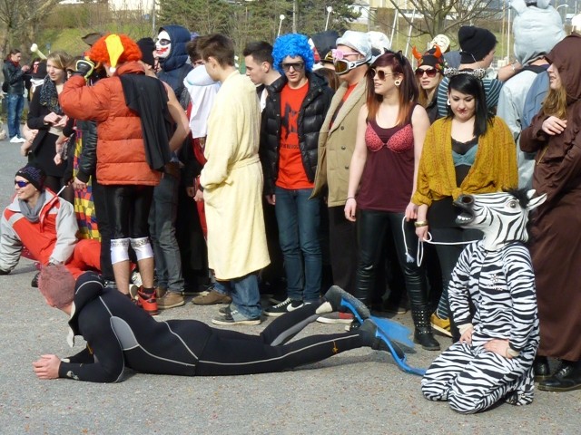 Harlem shake Metz Pompidou 11 Marc de Metz 02 03 2013