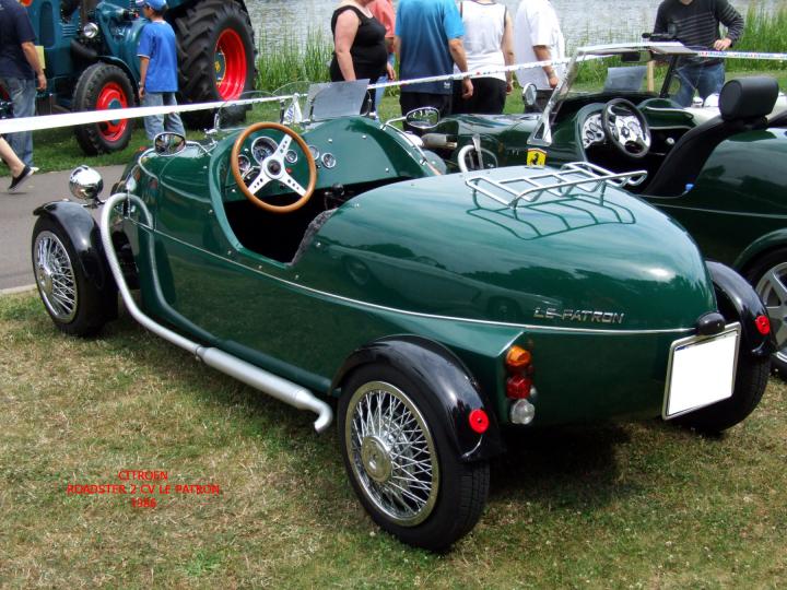 CITROEN : DRÔLES DE 2 CV