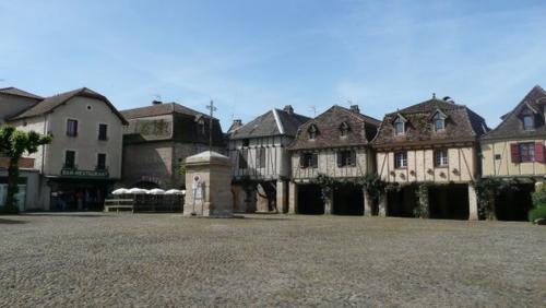 Bretenoux  (Lot)