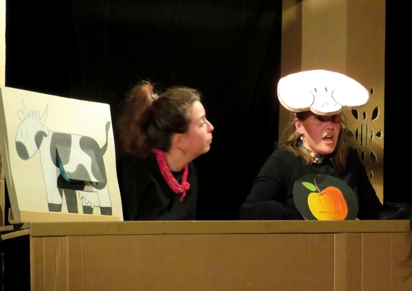 "Le monstre et autres histoires", un bien joli spectacle pour les petits et leurs parents, proposé par la médiathèque Victorine de Chastenay !  