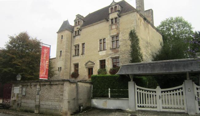 Nous avons visité la nouvelle médiathèque de Châtillon : elle est superbe !