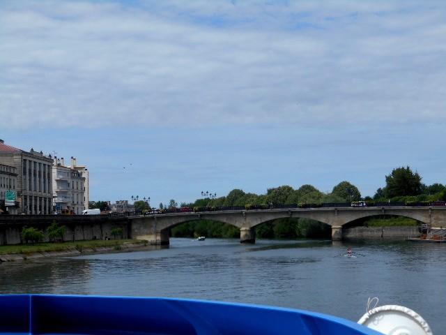 Saintes " une ville d'histoire " au bord du fleuve la  Charente ….." 3 "