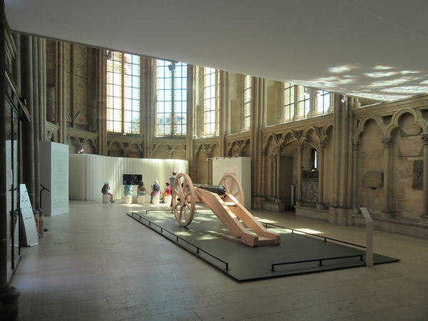 Lors du voyage de la SAHC au Musée National de l'Archéologie, nous avons pu visiter une exposition sur Henri II
