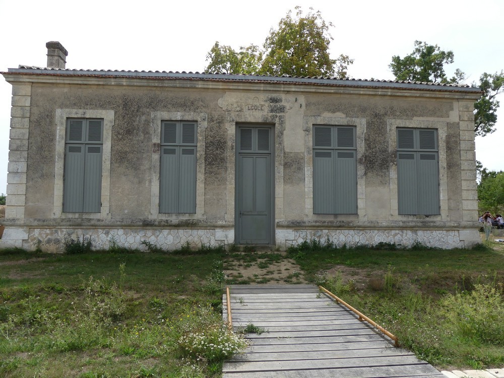 Week-end "Découverte atypique et ludique de Bordeaux" (3/3) : le bateau des Curiosités...