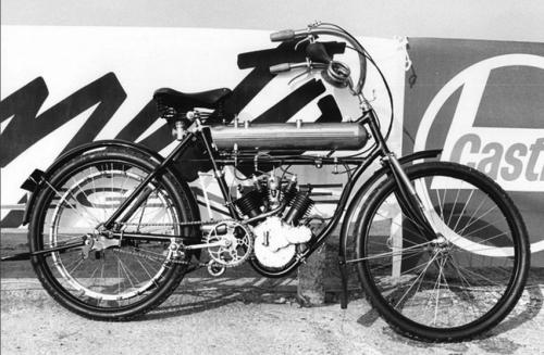 Bête ! Faux ! Moche ! Nul ! N'importe quoi...