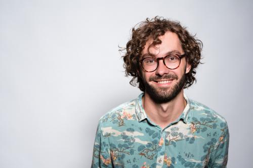 Se démarquer sur un site de rencontre grâce à un shooting à Maisons Lafitte