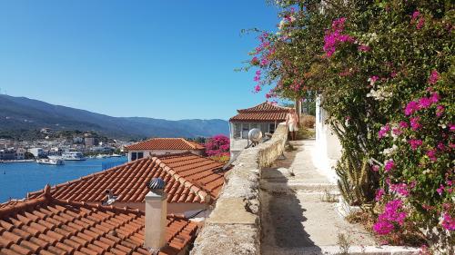Les ruelles de POROS
