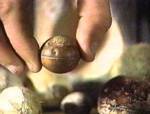 Les sphères métalliques inconnues