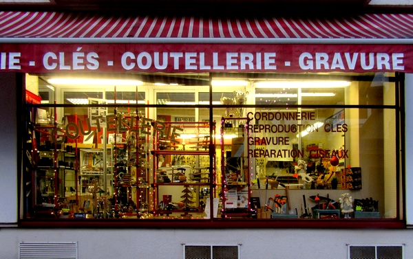 Belles vitrines de Fêtes à Châtillon sur Seine...
