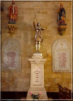 1029 - Semur en Brionnais en Saône-et-Loire (71)