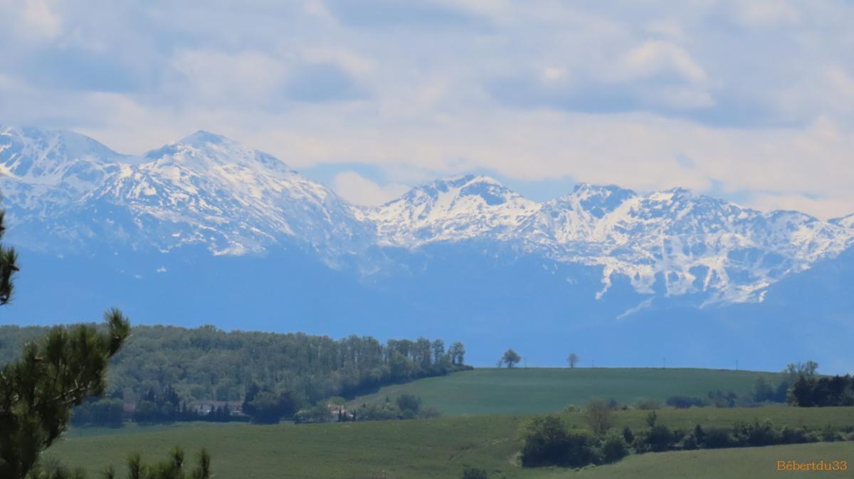 Vue à Salles sur L'Hers dans l'Aude