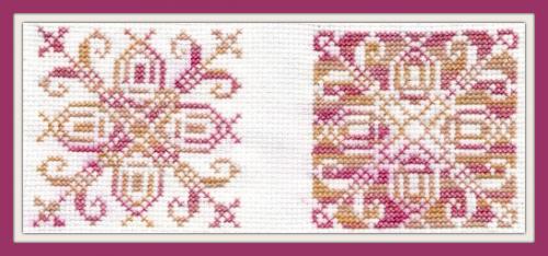 Biscornu N° 454