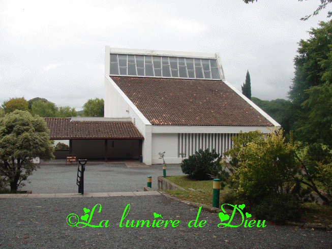 Urt : abbaye Notre-Dame de Belloc