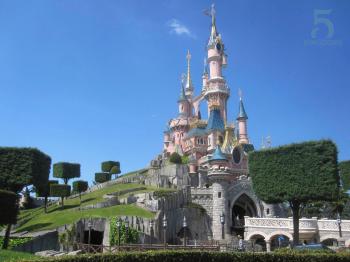 5kingdoms_disney_onlyin_taniere_entrances_full