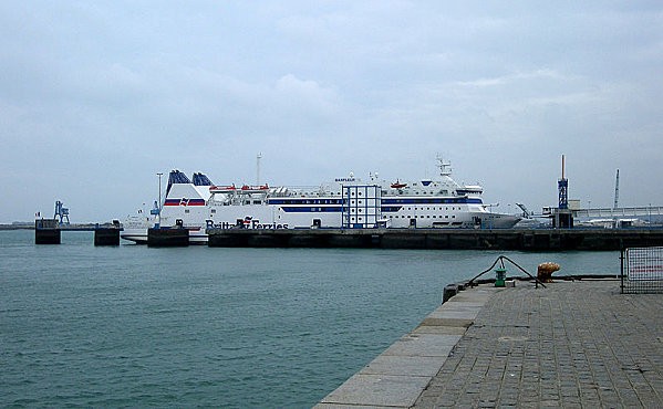 800px-BarfleurFerry.jpg