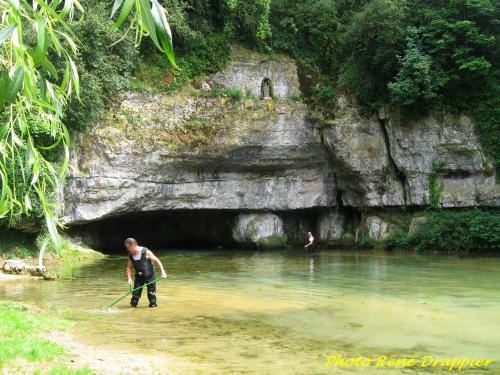 Le nettoyage de la Douix....