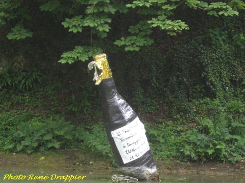 Le nettoyage de la Douix....