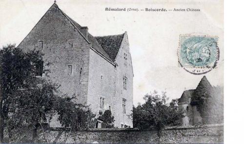LES REMPARTS DE BOISCORDE ET VAUJOURS (Orne) 
