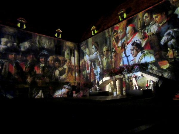 "Un aigle sur la ville" un grand spectacle son et lumière sur la vie de Napoléon à Châtillon sur Seine, Ville Impériale !