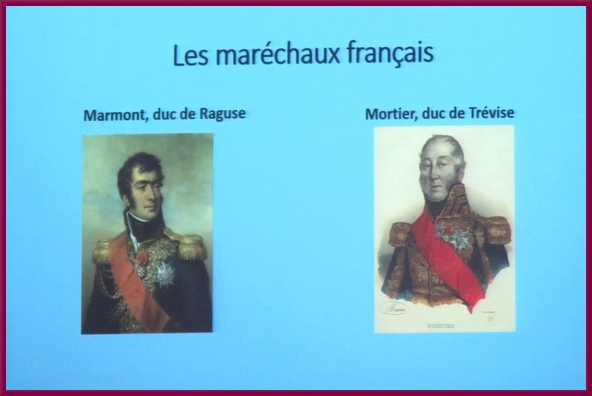 Robert Fries a commenté deux affiches  que l'Association des Amis du Musée ont offertes au Musée du Pays Châtillonnais