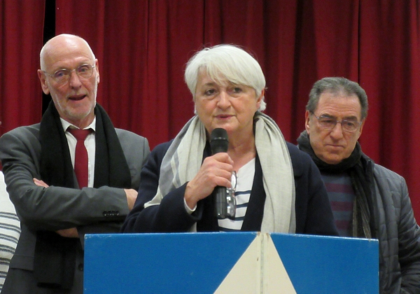 Francis Castella, Maire de Sainte Colombe sur Seine, a présenté ses derniers vœux à ses administrés, puisqu'il ne se représente pas aux élections de mars 2020.....