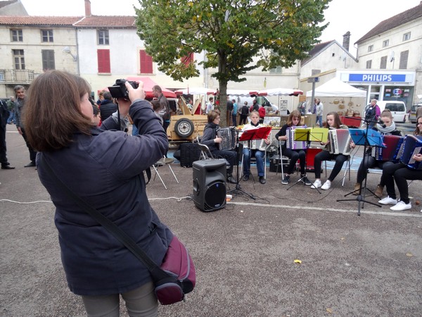 La fête de la pomme à Laignes a eu un très grand succès !