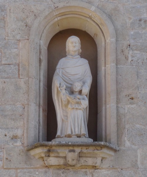 Visite de Flavigny sur Ozerain, avec les adhérents de Villages Anciens-Villages d'Avenir....