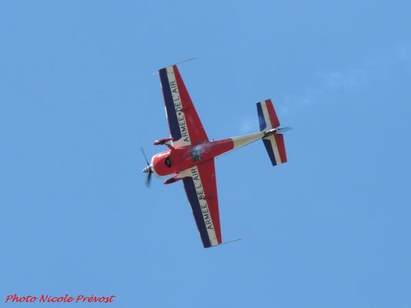 Le Championnat de France de Voltige aérienne à Epernay, vu  par Nicole Prévost